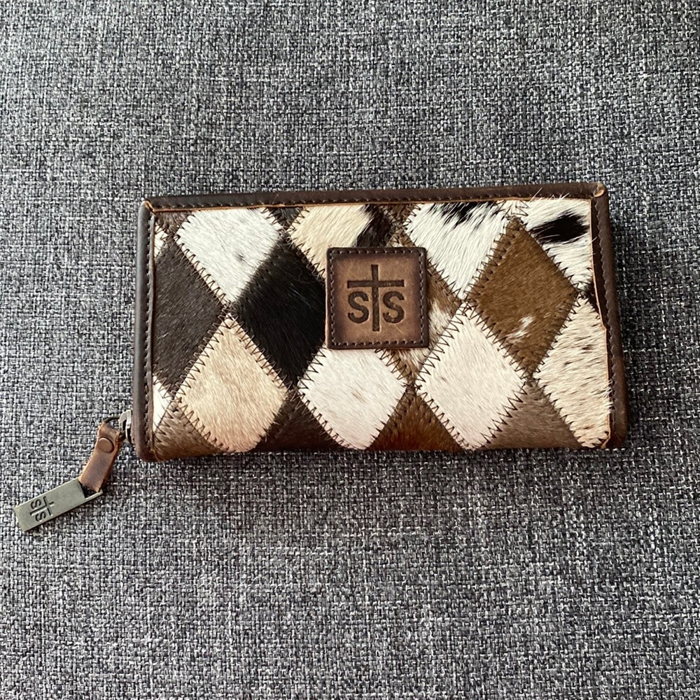 Real bovine fur wallet 🐄🦬